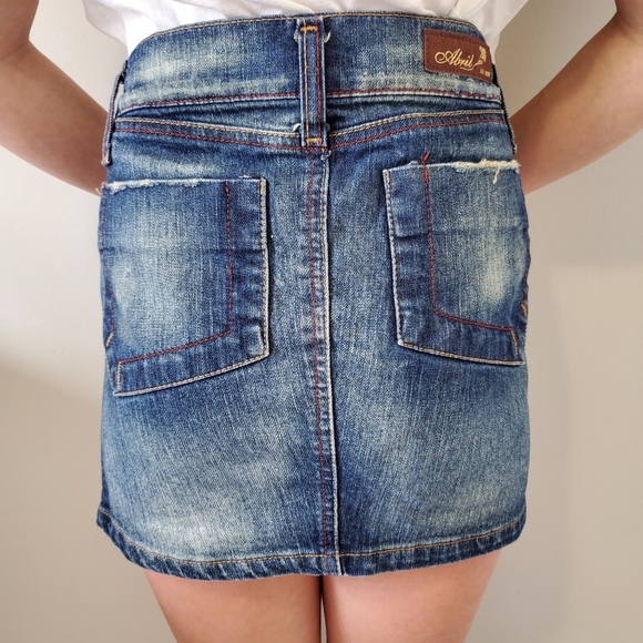 Skirt - Picture 2 of 6